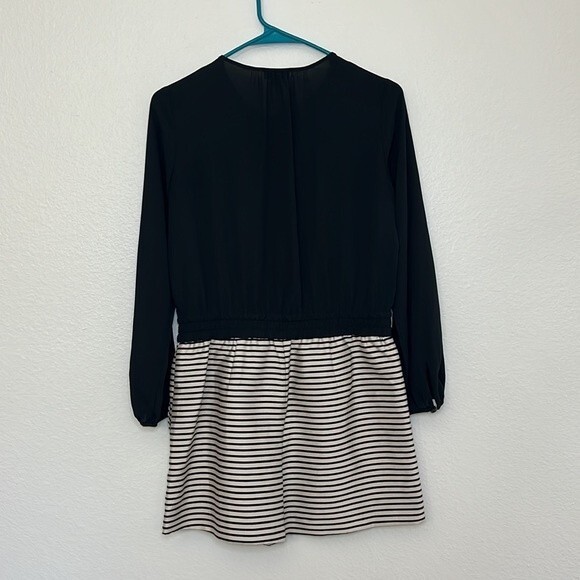 Ann Taylor LOFT Striped Black & White Long Sleeve Romper 0P - Picture 10 of 11